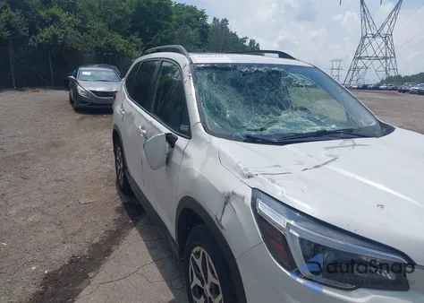 2021 Subaru Forester Premium from USA, damaged, VIN JF2SKAFC7MH476698